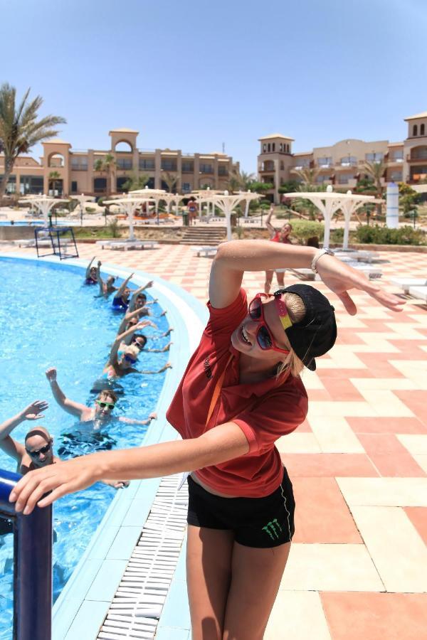 Pensee Royal Garden Beach Resort El Qoseir ภายนอก รูปภาพ