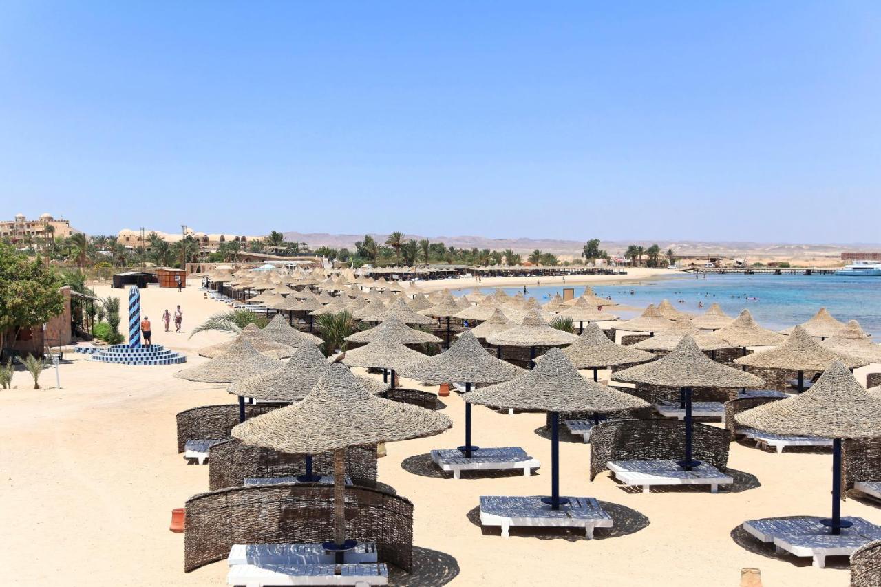 Pensee Royal Garden Beach Resort El Qoseir ภายนอก รูปภาพ