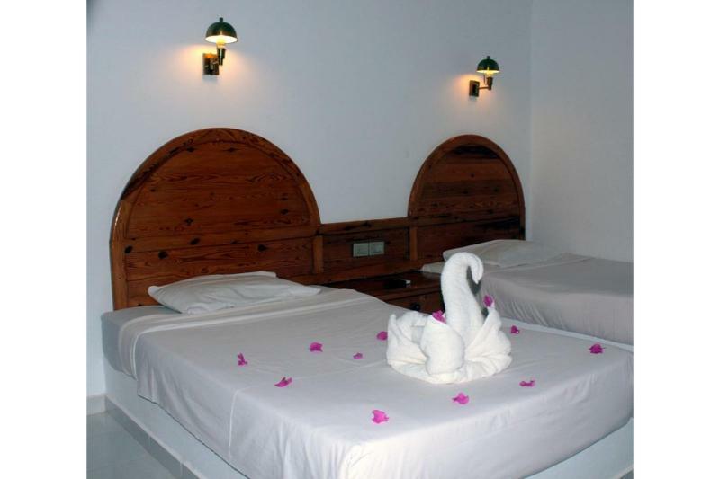 Pensee Royal Garden Beach Resort El Qoseir ภายนอก รูปภาพ